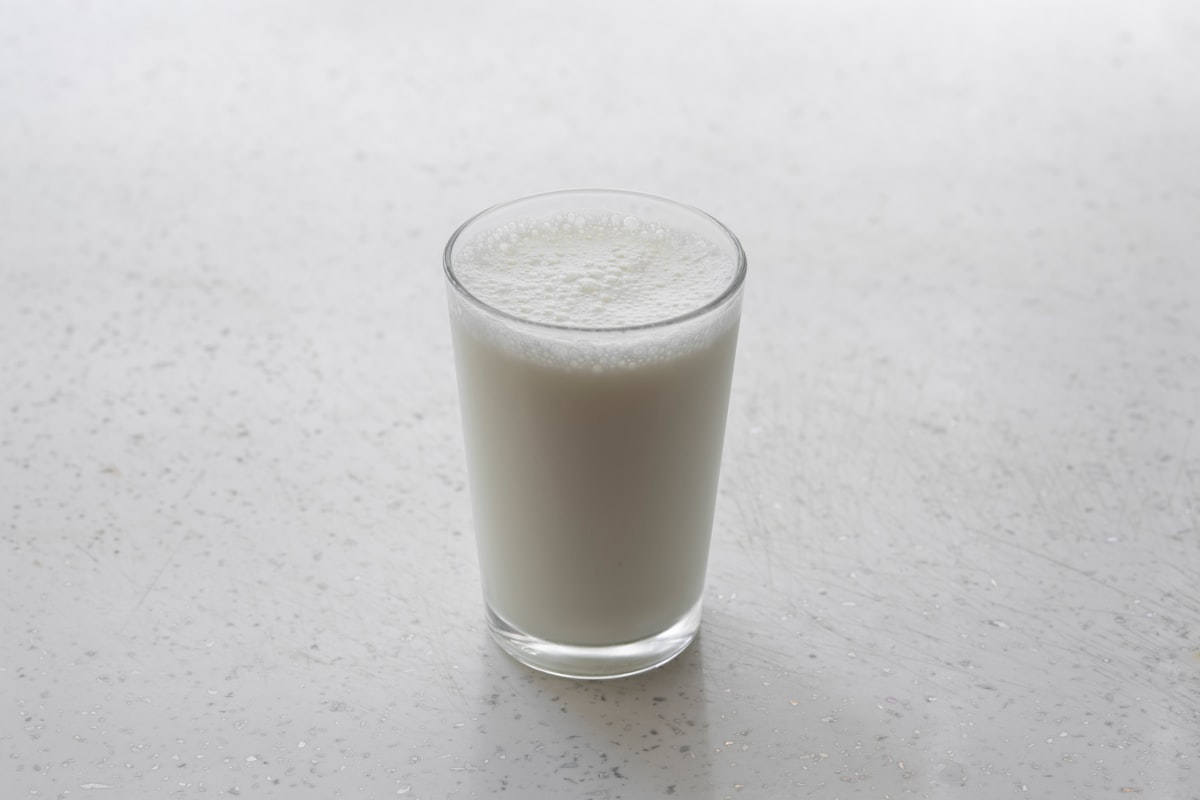 Grietinė - kalcio ir B12 šaltinis